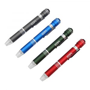 LINTERNA - DESTORNILLADOR CON 6 PUNTAS IMANTADAS, COLORES SURTIDOS